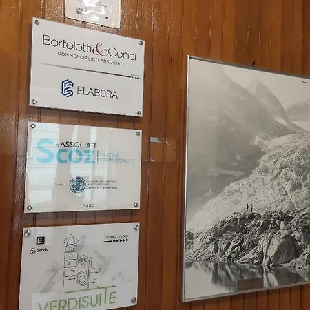 Verdisuite - Trento Centro - Parcheggio Privato Gratuito Buitenkant foto